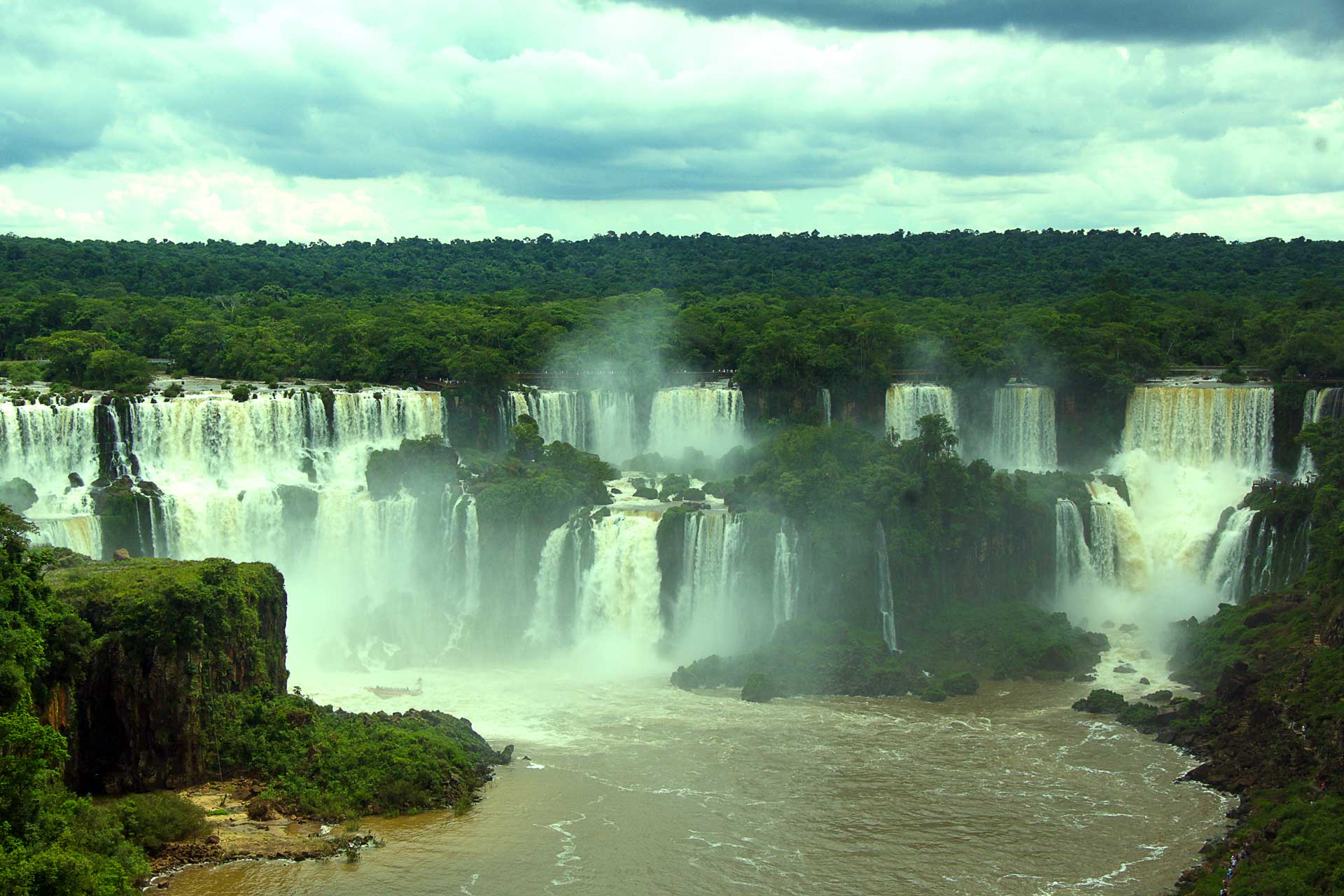 Iguazu Wasserfälle - intermedio.ch - Connecting Cultures